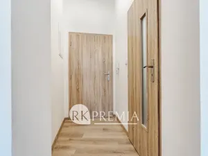 Pronájem bytu 2+kk, Teplice, 28. října, 47 m2