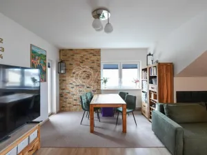 Prodej bytu 3+kk, Nupaky, K Parku, 77 m2