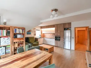Prodej bytu 3+kk, Nupaky, K Parku, 77 m2