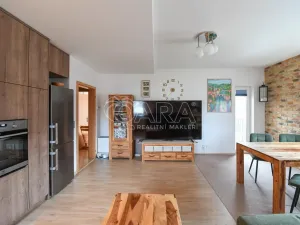 Prodej bytu 3+kk, Nupaky, K Parku, 77 m2