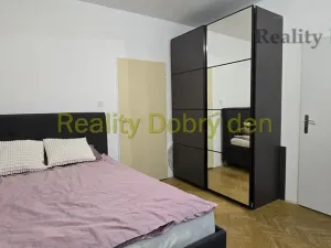 Prodej bytu 3+1, Opava, Olomoucká, 65 m2