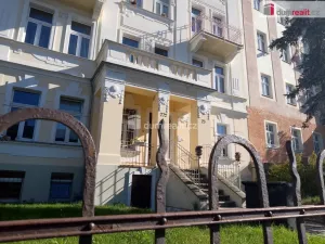 Pronájem bytu 1+1, Karlovy Vary, Na Vyhlídce, 39 m2