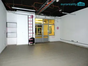 Pronájem obchodního prostoru, Praha, 51 m2