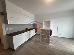 Pronájem bytu 1+kk, Ostrava - Poruba, Sokolovská, 30 m2