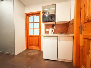 Pronájem atypického bytu, Praha - Michle, Přímětická, 12 m2
