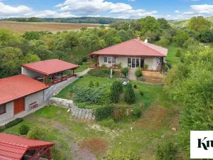 Prodej rodinného domu, Hoštice, 168 m2