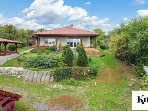 Prodej rodinného domu, Hoštice, 168 m2