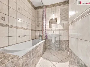 Prodej bytu 2+1, Karlovy Vary - Drahovice, Anglická, 59 m2