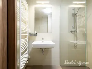 Pronájem bytu 2+kk, Praha - Žižkov, Hartigova, 44 m2
