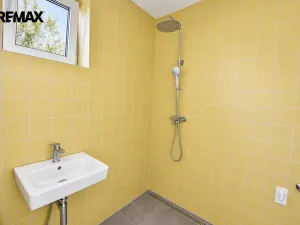 Pronájem kanceláře, Hradec Králové - Pražské Předměstí, Veverkova, 110 m2