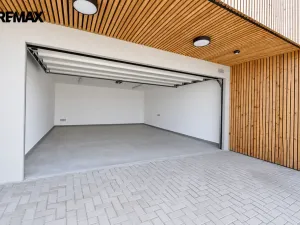 Pronájem kanceláře, Hradec Králové - Pražské Předměstí, Veverkova, 110 m2