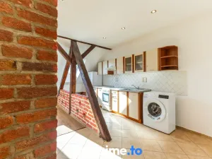 Prodej atypického bytu, Znojmo, 17. listopadu, 77 m2