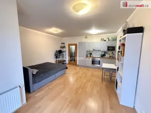 Pronájem bytu 1+kk, Praha - Letňany, Pavla Beneše, 39 m2