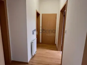 Pronájem bytu 2+kk, Praha, U Kamýku, 55 m2