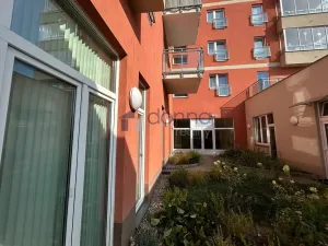 Pronájem bytu 2+kk, Praha, U Kamýku, 55 m2