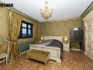 Pronájem rodinného domu, Praha - Kunratice, 450 m2