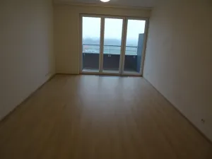 Pronájem bytu 1+kk, Praha - Letňany, Štanderova, 38 m2