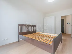 Pronájem bytu 2+kk, Praha - Řeporyje, Haenkeho, 47 m2