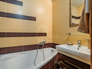 Prodej bytu 3+1, Čestice, 77 m2