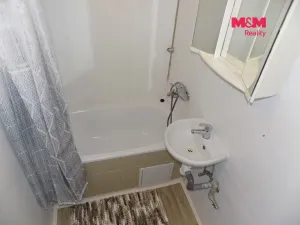Prodej bytu 1+kk, Ústí nad Labem - Krásné Březno, V Oblouku, 31 m2