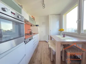 Prodej bytu 3+1, Hradec Králové, Urxova, 67 m2