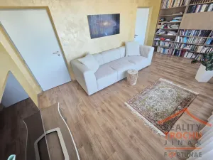 Prodej bytu 3+1, Hradec Králové, Urxova, 67 m2