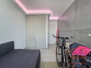 Prodej bytu 3+1, Hradec Králové, Urxova, 67 m2