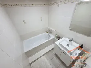 Prodej bytu 3+1, Hradec Králové, Urxova, 67 m2
