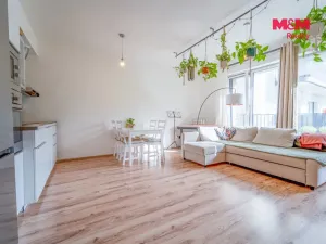 Pronájem bytu 3+kk, Plzeň - Jižní Předměstí, Poděbradova, 79 m2