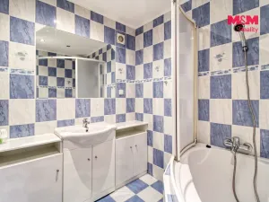 Prodej bytu 2+1, Chomutov, Holešická, 62 m2