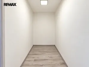 Prodej bytu 2+kk, Praha - Vysočany, Prouzova, 54 m2
