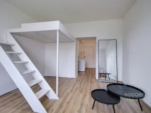 Pronájem bytu 1+kk, Praha - Vysočany, Staromlýnská, 31 m2