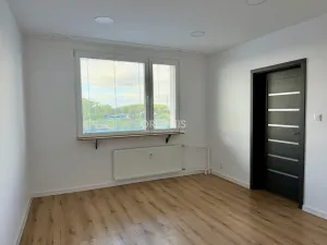 Pronájem bytu 1+1, Chomutov, Dr. Janského, 37 m2