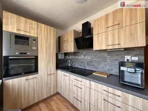 Prodej bytu 2+1, Sokolov, Kosmonautů, 52 m2