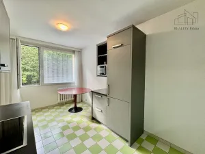 Pronájem bytu 3+1, Průhonice, Na Sídlišti III, 66 m2