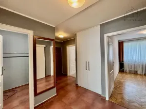 Pronájem bytu 3+1, Průhonice, Na Sídlišti III, 66 m2
