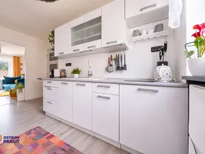 Prodej bytu 2+1, Hlubočky, Letní, 54 m2