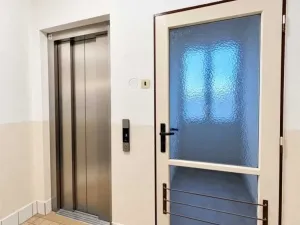 Prodej bytu 3+kk, Praha - Holešovice, Ortenovo náměstí, 78 m2
