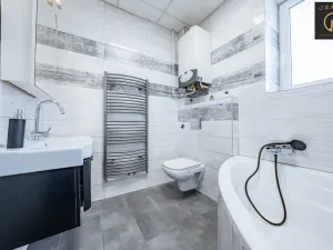 Prodej bytu 2+1, Krnov - Pod Cvilínem, 9. května, 51 m2