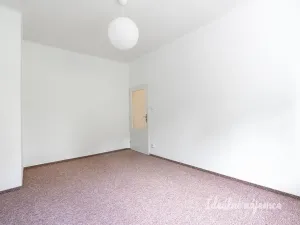 Pronájem bytu 3+1, Praha - Střešovice, Na Petynce, 71 m2