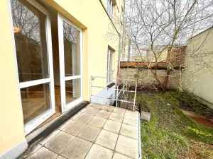 Pronájem bytu 2+kk, Praha - Holešovice, Ortenovo náměstí, 75 m2