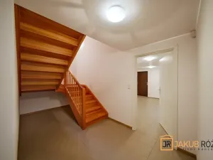 Prodej rodinného domu, Jilemnice, Polní, 219 m2
