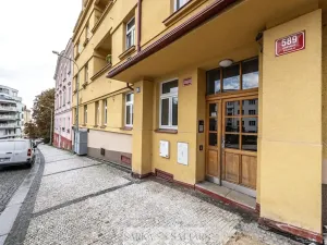 Pronájem bytu 2+kk, Praha - Břevnov, Za Strahovem, 48 m2