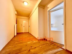 Pronájem bytu 2+kk, Ostrava - Poruba, náměstí Boženy Němcové, 68 m2