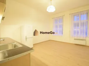 Pronájem bytu 2+kk, Praha - Vršovice, Sevastopolská, 46 m2