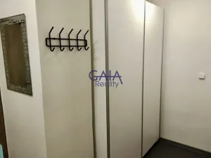 Prodej bytu 3+1, Strážovice, 64 m2