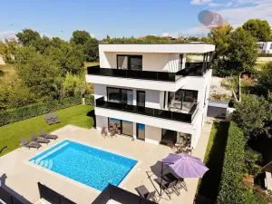 Prodej rodinného domu, Poreč, Chorvatsko, 218 m2