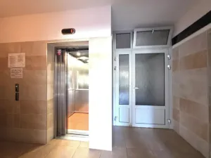 Prodej bytu 3+1, Brno, Merhautova, 67 m2