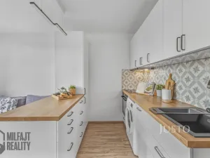 Prodej bytu 2+kk, Liberec - Liberec VI-Rochlice, Sametová, 41 m2