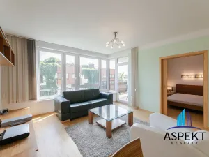 Pronájem bytu 2+kk, Praha - Libeň, Nad Okrouhlíkem, 65 m2